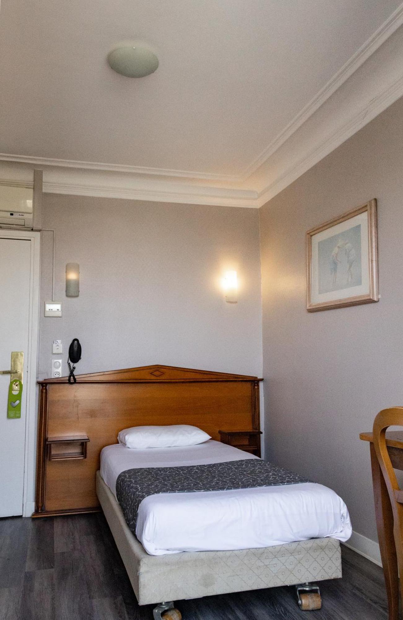 Hotel Richmond Gare Du Nord Parigi