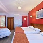 Richmond Gare Du Nord Hotel 2*