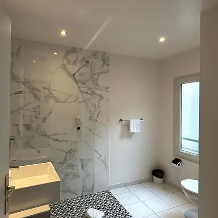 Richmond Gare Du Nord Hotel 2*