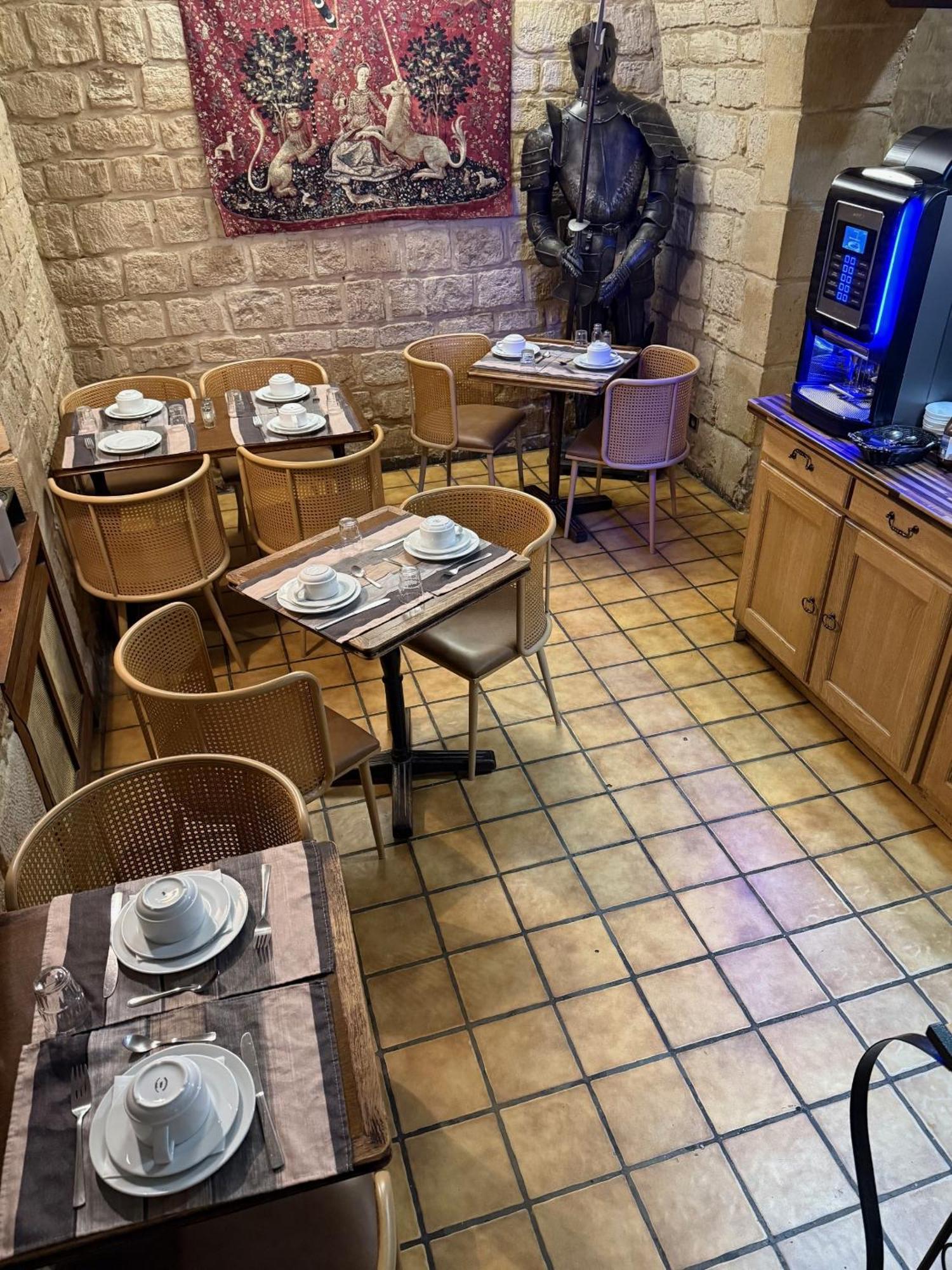 Richmond Gare Du Nord Hotel 2*