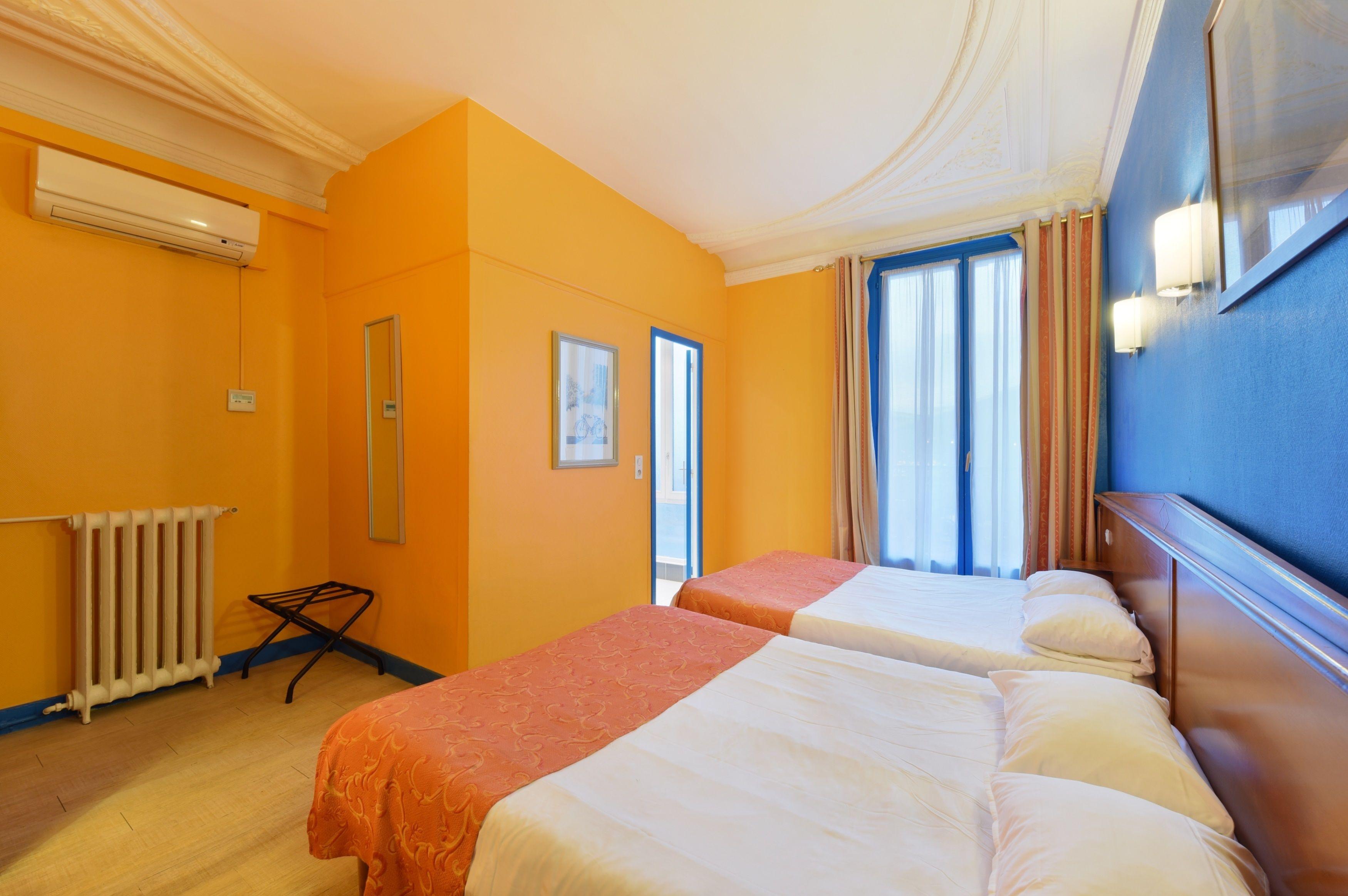 Richmond Gare Du Nord 2*