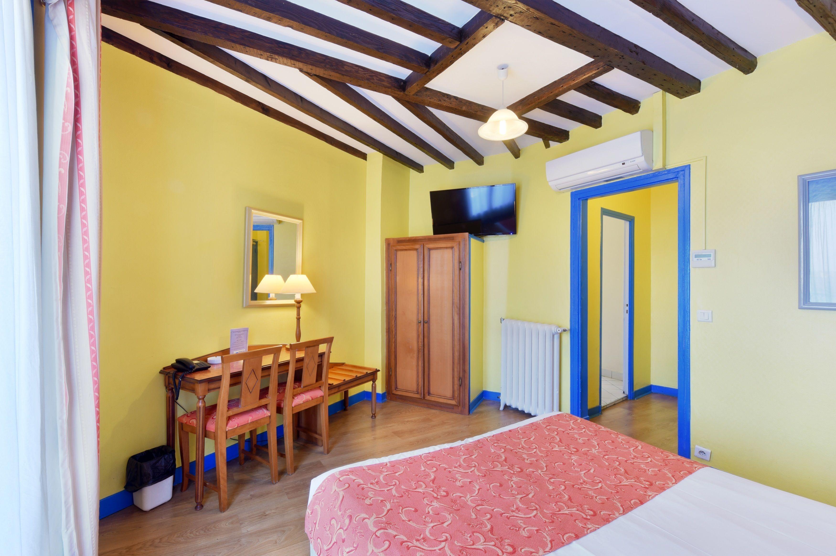 Richmond Gare Du Nord 2*