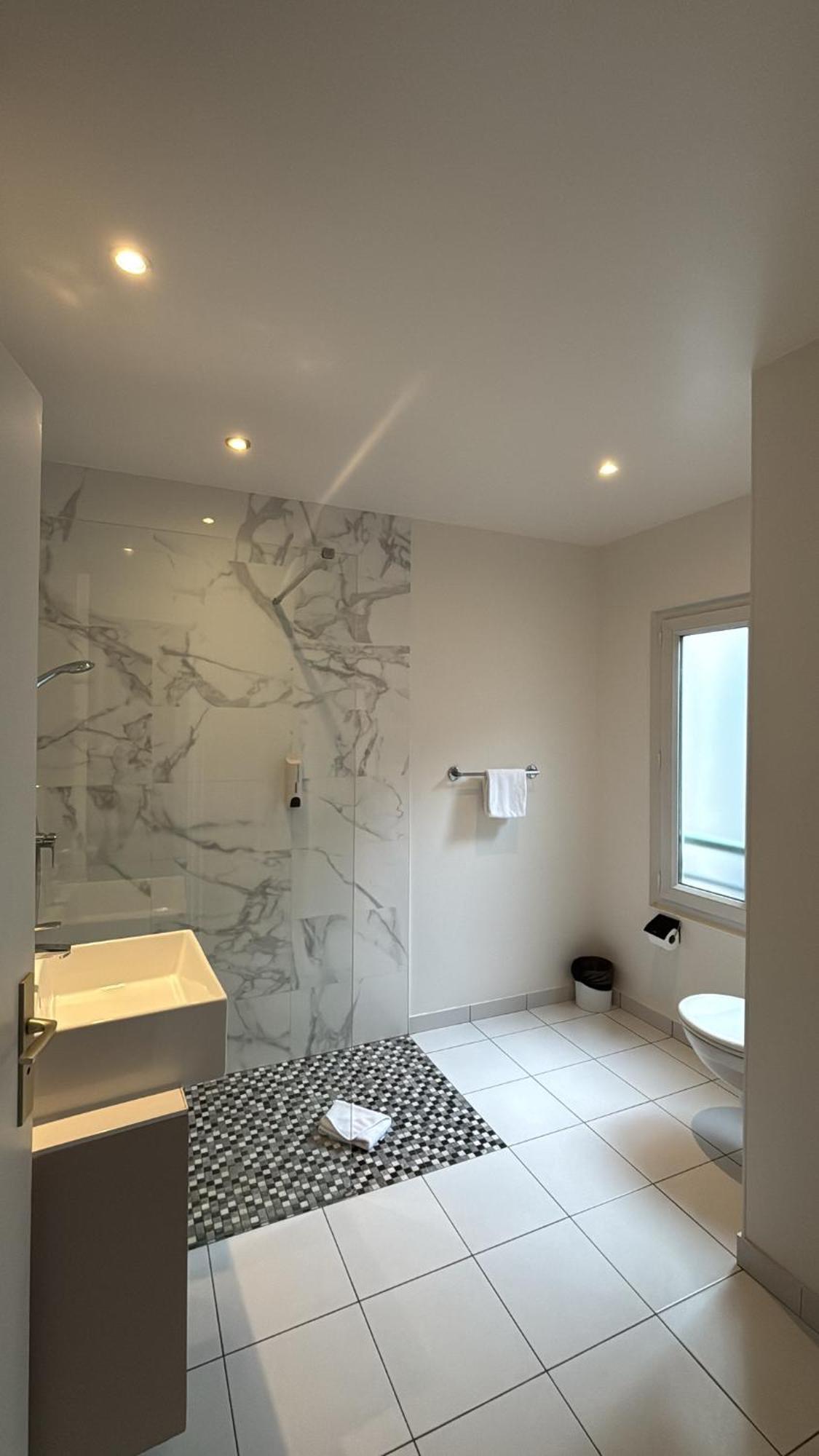 Richmond Gare Du Nord Hotel 2*