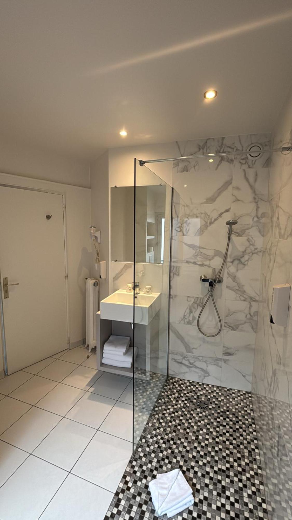 Richmond Gare Du Nord 2*