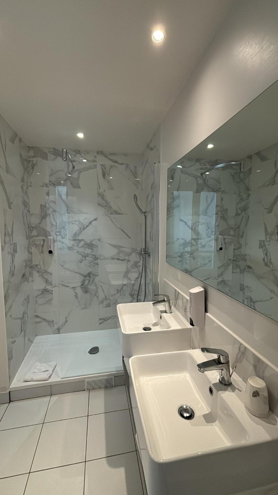 Hotel Richmond Gare Du Nord 2*