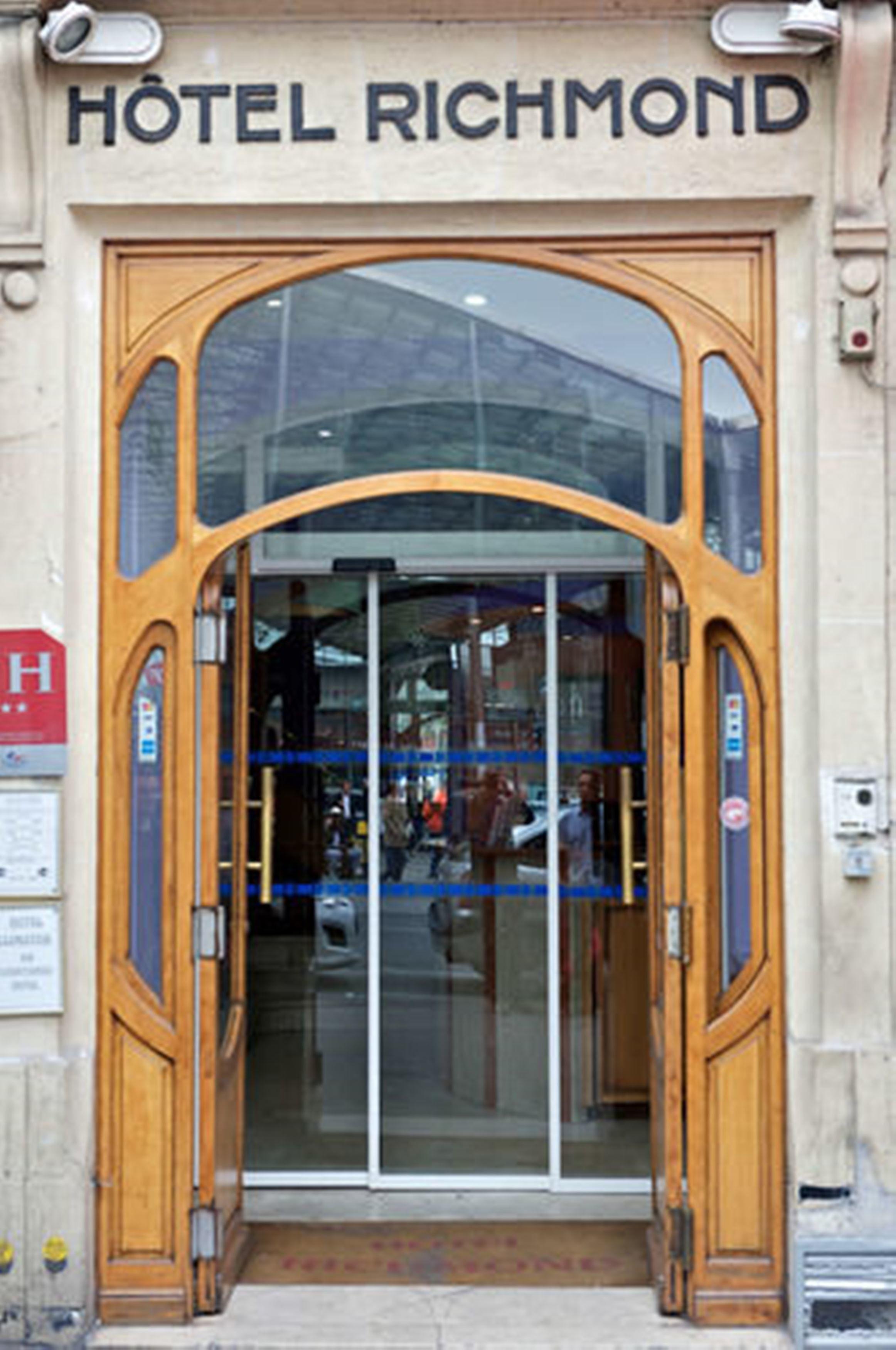 Richmond Gare Du Nord